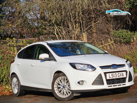 FORD FOCUS 1.0T EcoBoost Zetec Euro 5 (s/s) 5dr